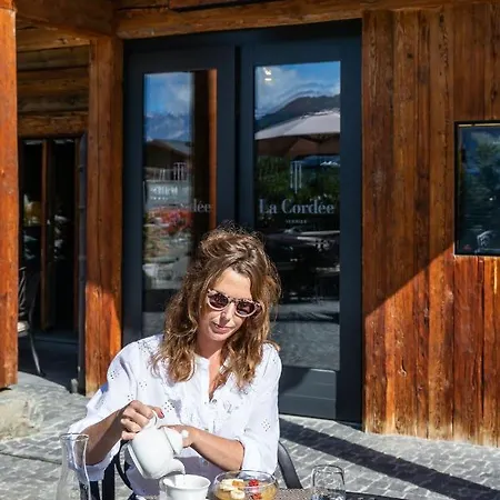 Hotel La Cordée Des Alpes Sup 4*